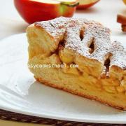 Jak vyrobit kvasnicový koláč s jablky podle receptu krok za krokem s fotografiemi Lahodný a vzdušný kvasnicový koláč s jablky