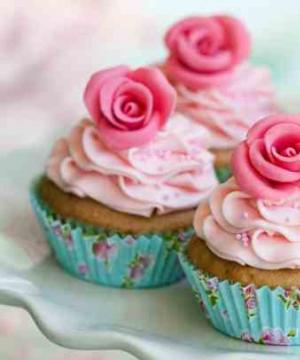 Ízletes cupcakes: a legjobb receptek fotókkal és videókkal