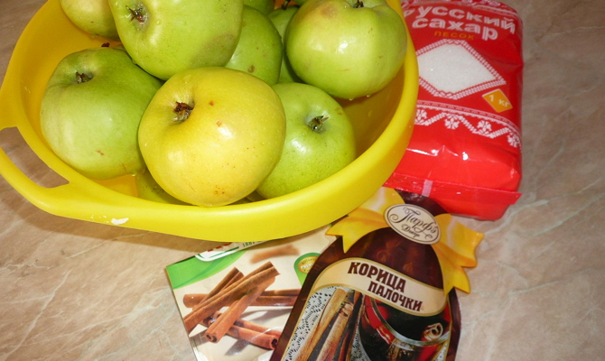 Как сварить янтарное яблочное варенье.