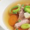 Как приготовить прозрачный мясной бульон. Как варить мясной бульон. Бульон с кореньями и зеленью