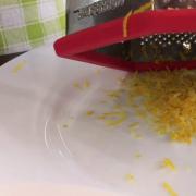 Hogyan készítsünk citromos süteményt lépésről-lépésre recept szerint fotókkal Torta citromhéjjal recept