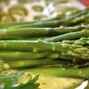 Saláta padlizsánnal és babbal télre: receptek